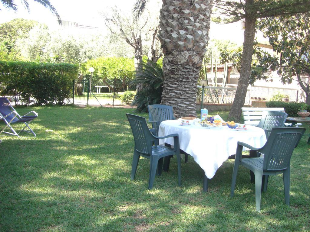 Villa Ania Mondello Dış mekan fotoğraf